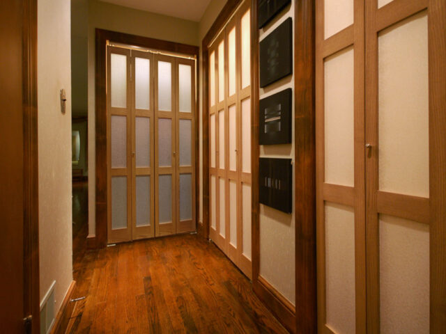 Washi Bi-Fold Door for a Residence