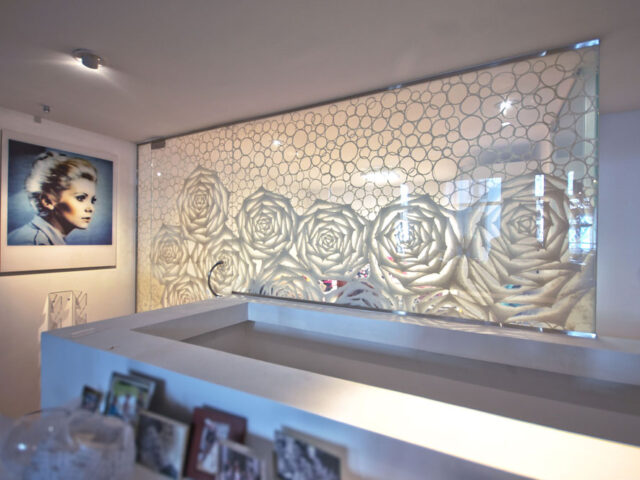 Custom Art Washi Laminated Glass Wall